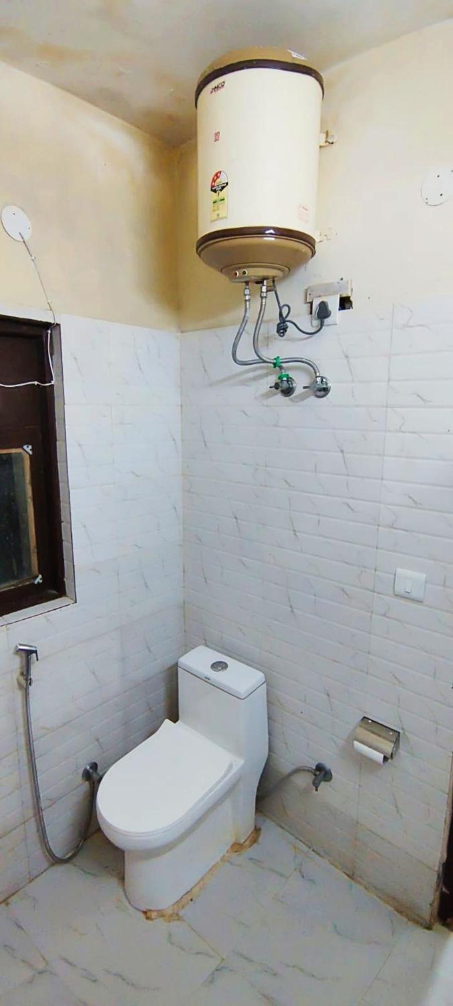 Luxury Rooms In Safdarjung Enclave Near Aiims & Safdarjung Hospital Neu-Delhi Exterior foto